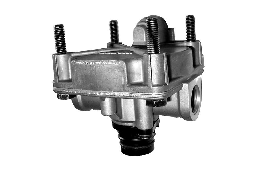 Air brake relay valve